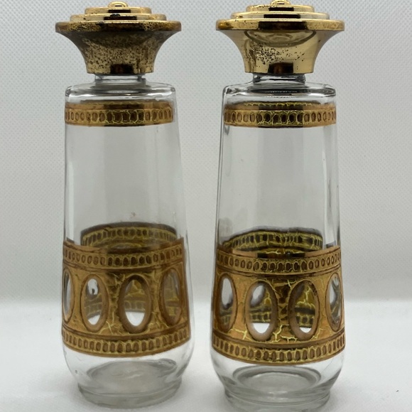 Vintage Gold MCM salt & Pepper shakers - Picture 2 of 4